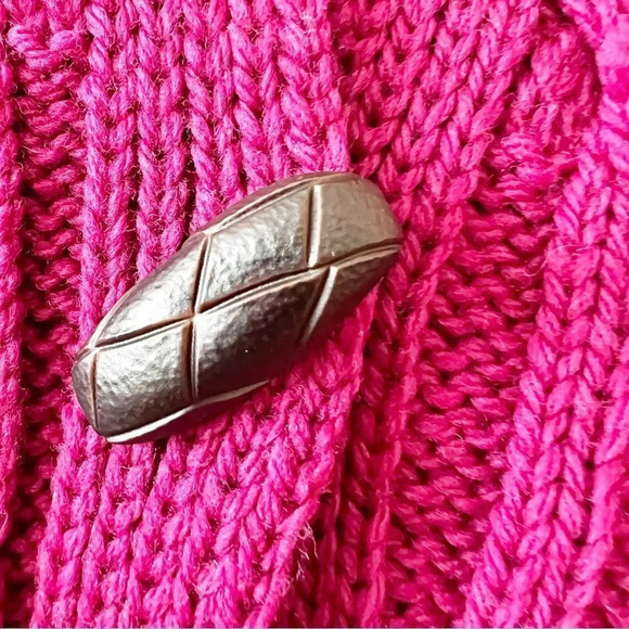 Aran Crafts Ireland Merino Wool Cable Knit Sweater Size Small Fuchsia Cardi NWT - Picture 7 of 9
